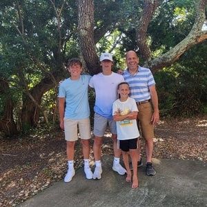 Meet your Posher, Sandy